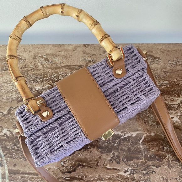 Gorgeous Crossbody Bag Handmade in Ecuador - Picture 2 of 4